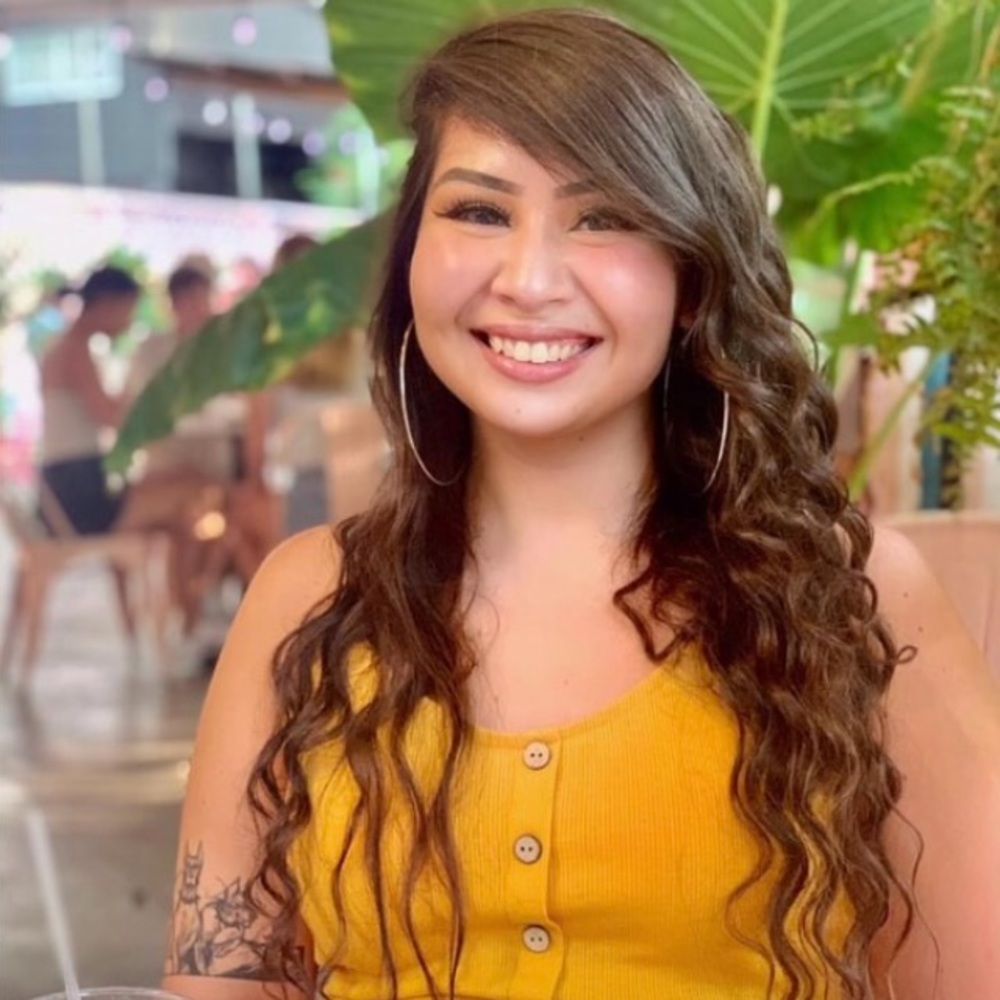 Meet your Posher, Nicole